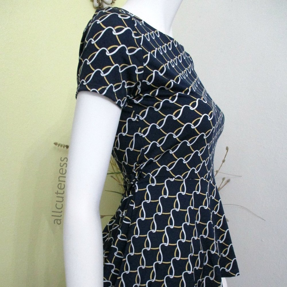 Navy Short Sleeve Peplum Top - Picture 3 of 6